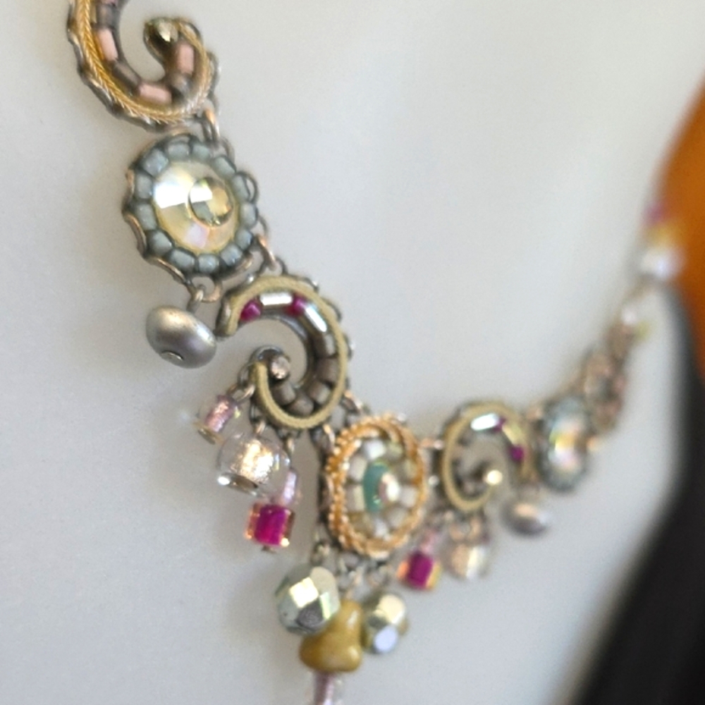 Ayalabar Necklace - Picture 6 of 10